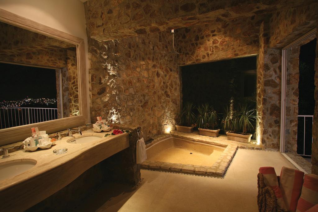 Master Suite mit Whirlpool